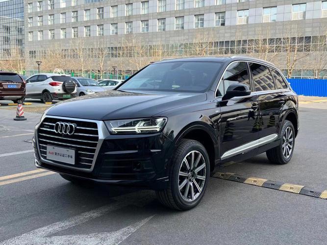 奥迪q7最新降价30万元(Audi Q7降价30万元，价格优惠大促销！)