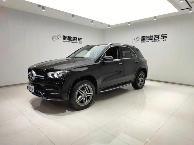 奔驰gle450(奔驰GLE450：无可挑剔的豪华SUV)