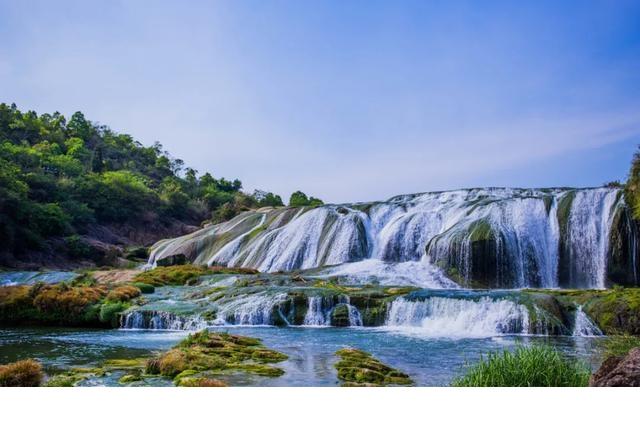 贵州旅游攻略5日游(贵州精选5日游攻略：领略天蓝山青的美景)