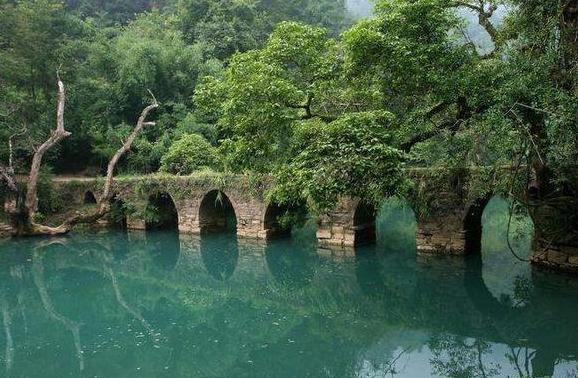 贵州旅游景点有哪些(探寻贵州“避暑天堂”！十个必游旅游胜地推荐)