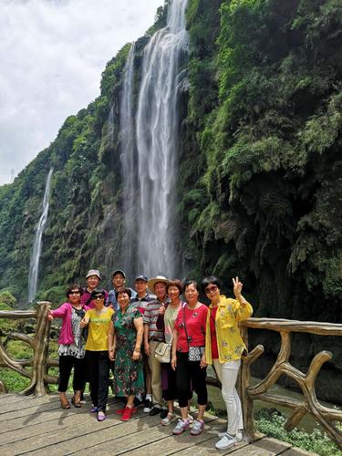 贵州当地参团旅游旅行社推荐(贵州旅游三日行，精彩不容错过)