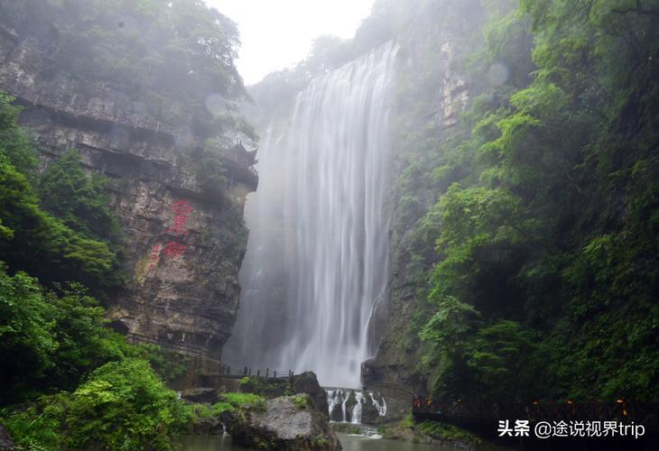 中国最美的十大自然景观(中国自然景观排行榜：十大最美自然风光任你挑！)