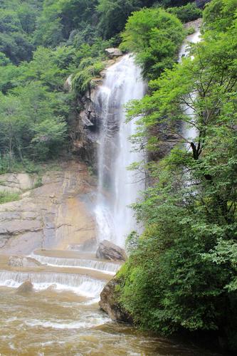 78月份适合旅游的地方(7月旅游胜地推荐：寻找夏日清凉，这几个地方最适合！)