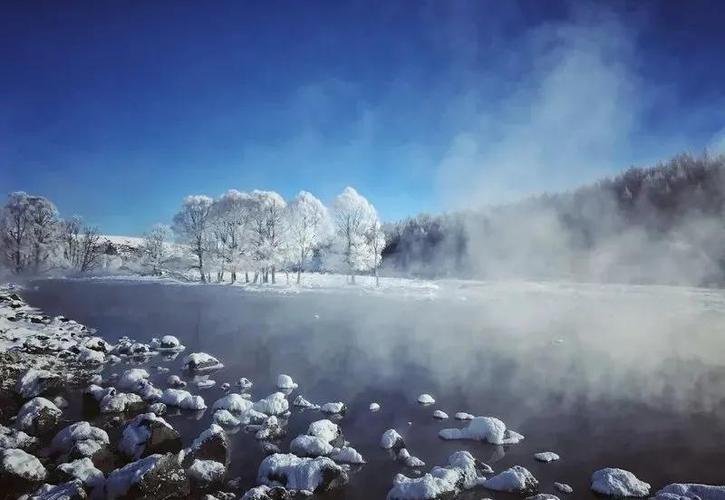 适合冬季旅游的国内地方(推荐十个适合冬季旅游的国内景点，让你探索不一样的冬季美景)