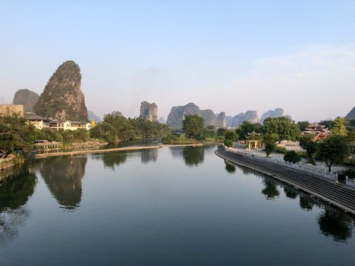 适合一个人旅游的景点(“独自探索，精彩无限——适合个人旅游的景点推荐”)