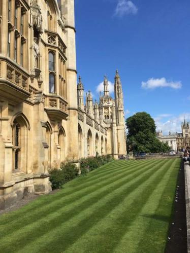 英国剑桥大学图片(剑桥大学风景如画：令人惊叹的图片！)