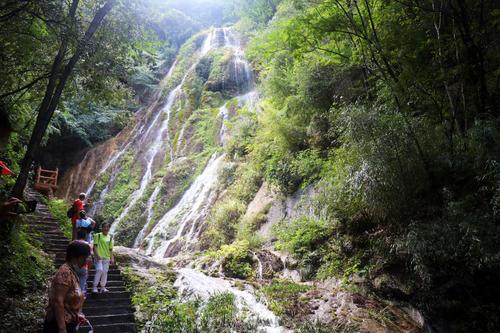 全国各地旅游景点图片(全国各地旅游景点令人目不暇接的美丽风景)