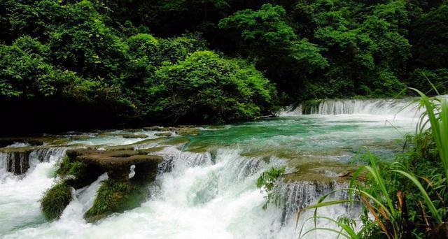 七八月份去哪里旅游比较凉快(七八月度假首选：凉爽怡人的旅游胜地！)