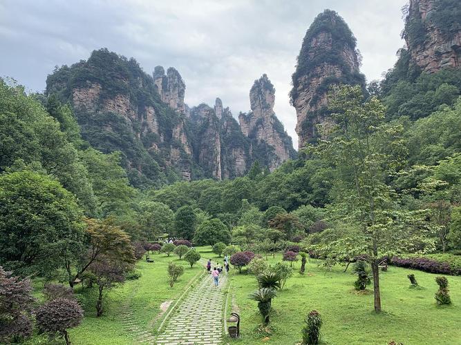 现在去张家界旅游需要隔离吗(张家界旅游需隔离？最新政策解读)